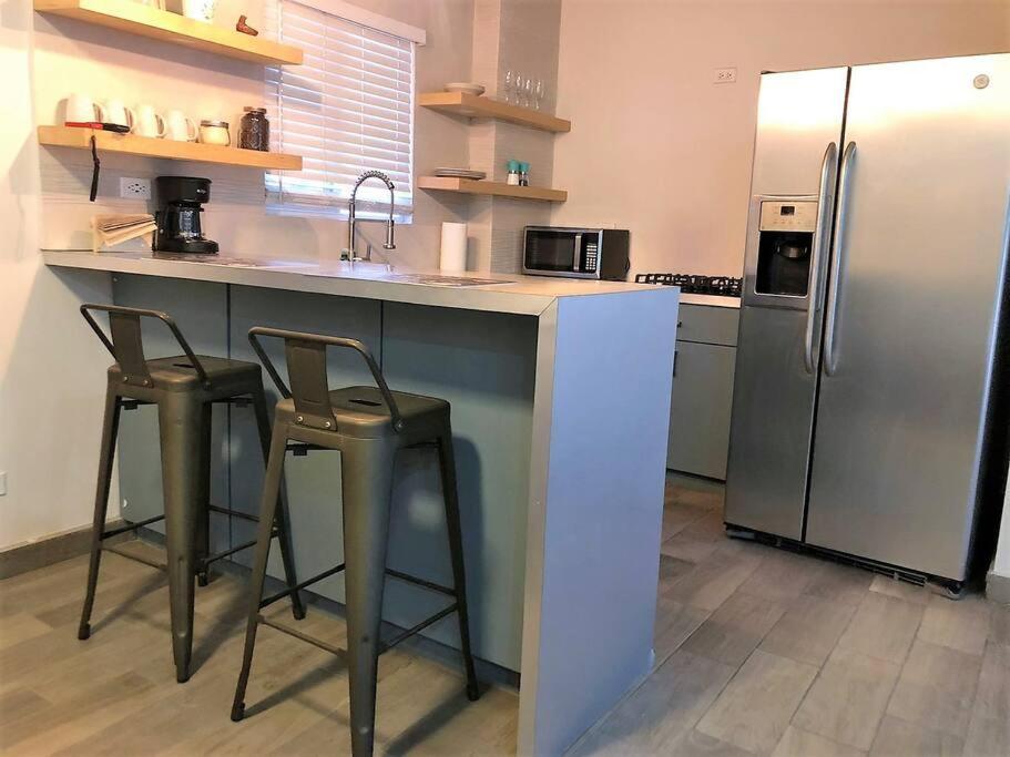 Lovely 1 Bedroom Apartment W/Private Parking Ensenada Eksteriør billede